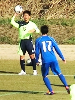 120212_3本目猪狩のスローイン-2.jpg