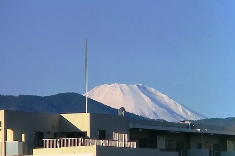 2016-01-01朝富士山(コンデジ).jpg