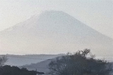 20161225_平塚西郵便局付近から富士山.jpg