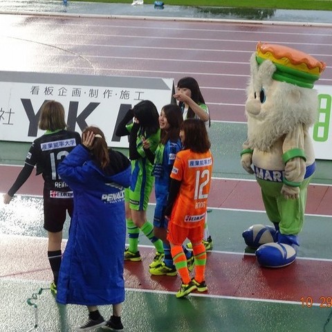 これからは女の子同士のお話だからお爺ちゃんはじゃあね.jpg