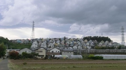 湘南日向岡住宅.jpg