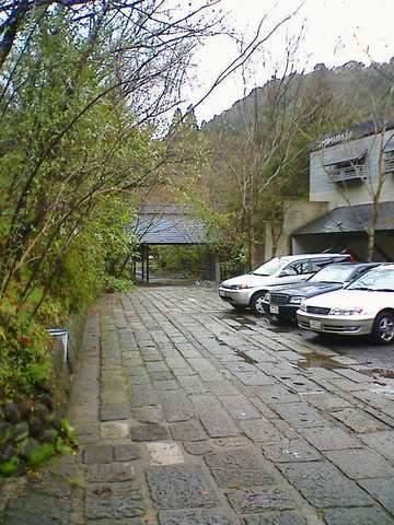F1000024.jpg